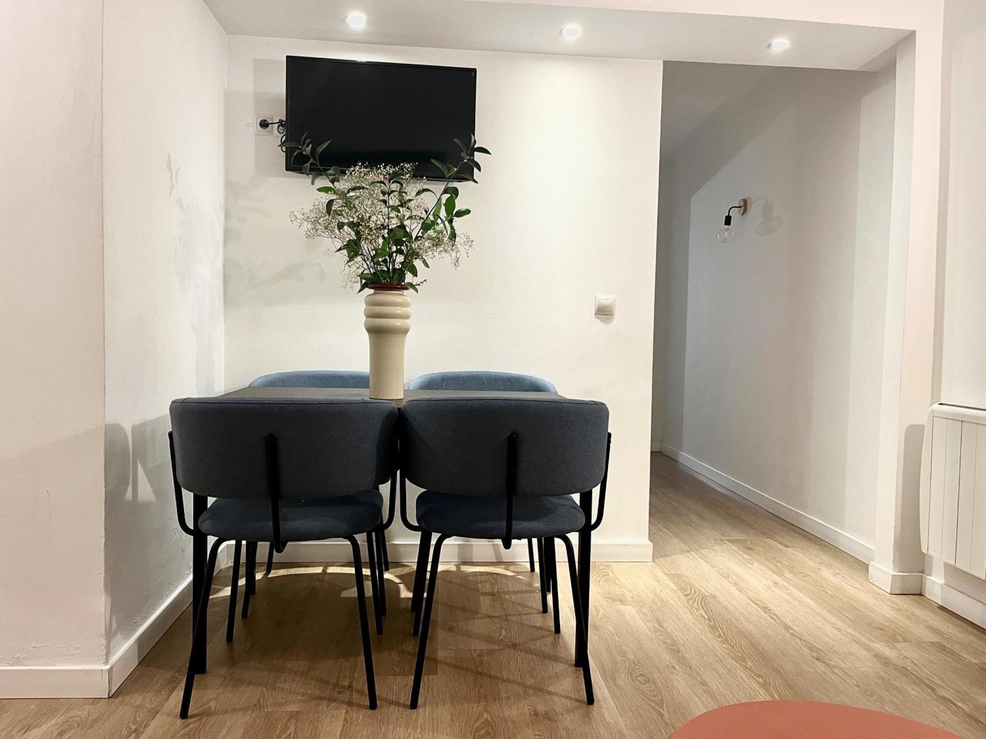Apartamento Puerta Del Camino 5 - Patio Y Wifi ビルバオ エクステリア 写真